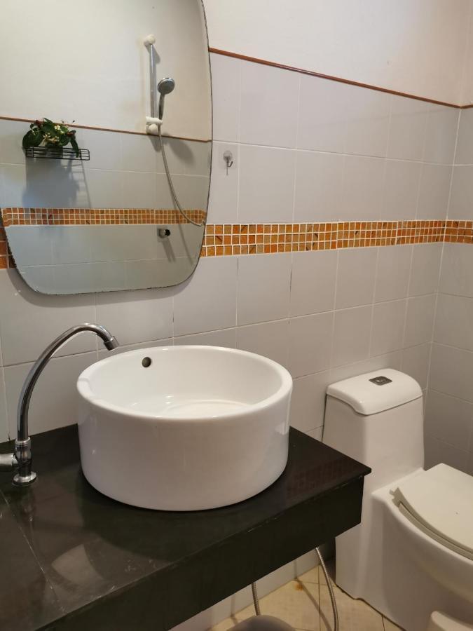 De​ Lanta Place Ko Lanta Екстериор снимка